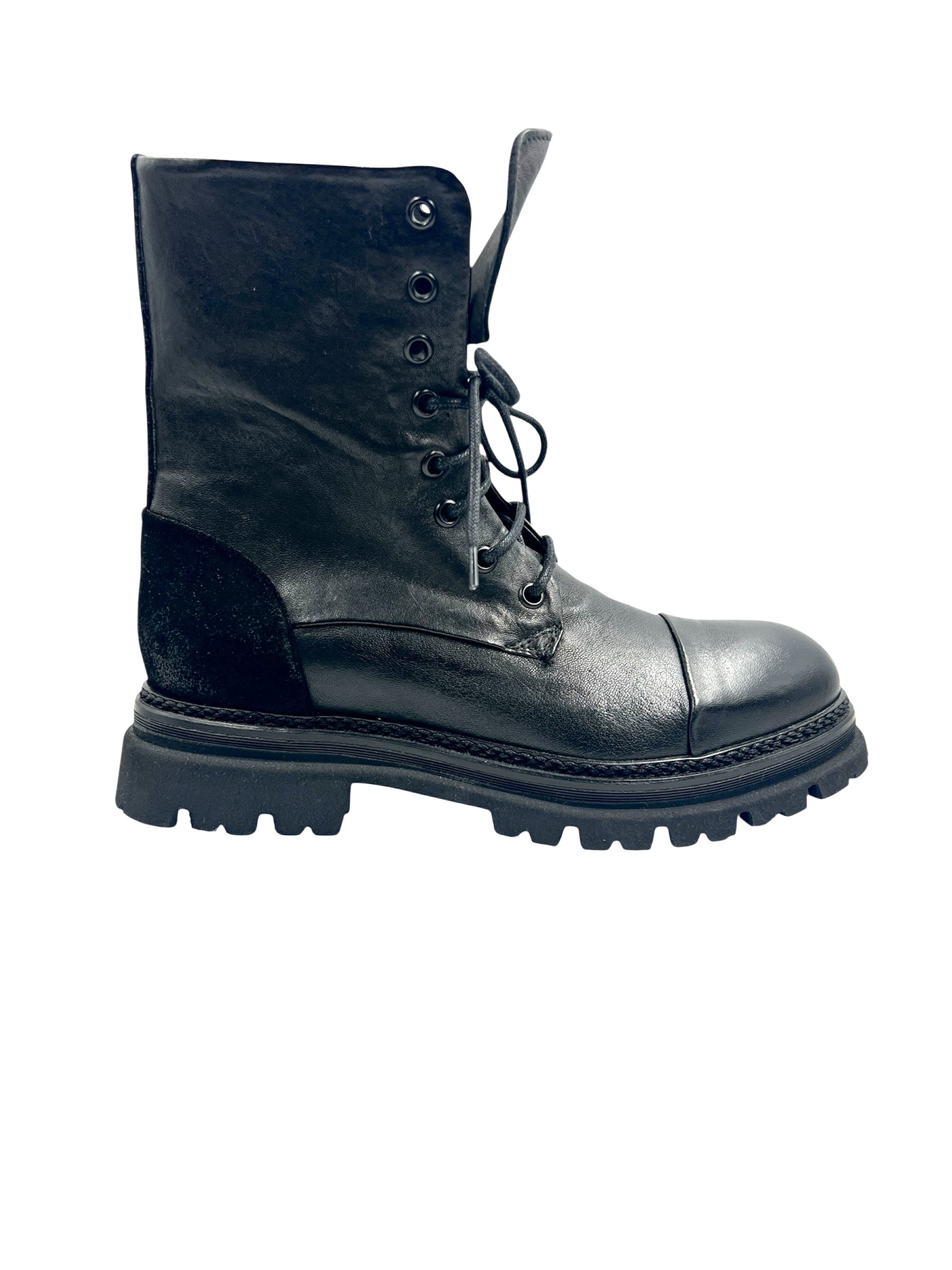 Ladies Rain Boots Full Rubber Sole Upper Leather and Heel Tip Black Suede