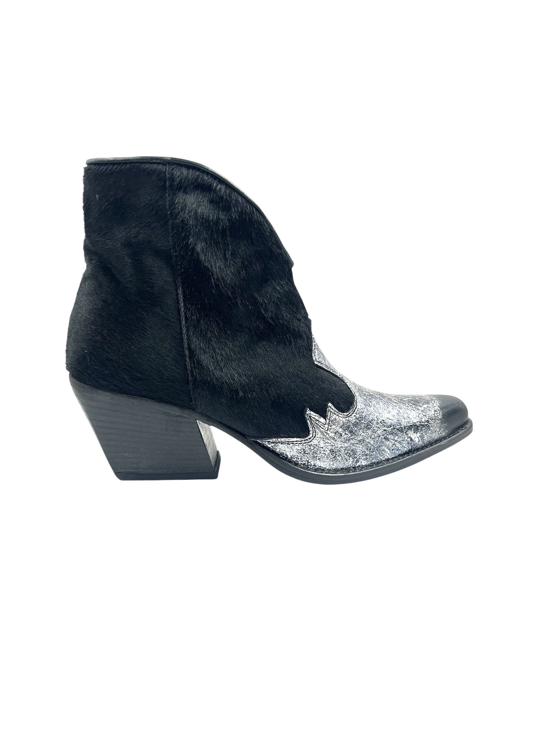 Ladies Texano Black Pony Hair with a Smokey Silver Point