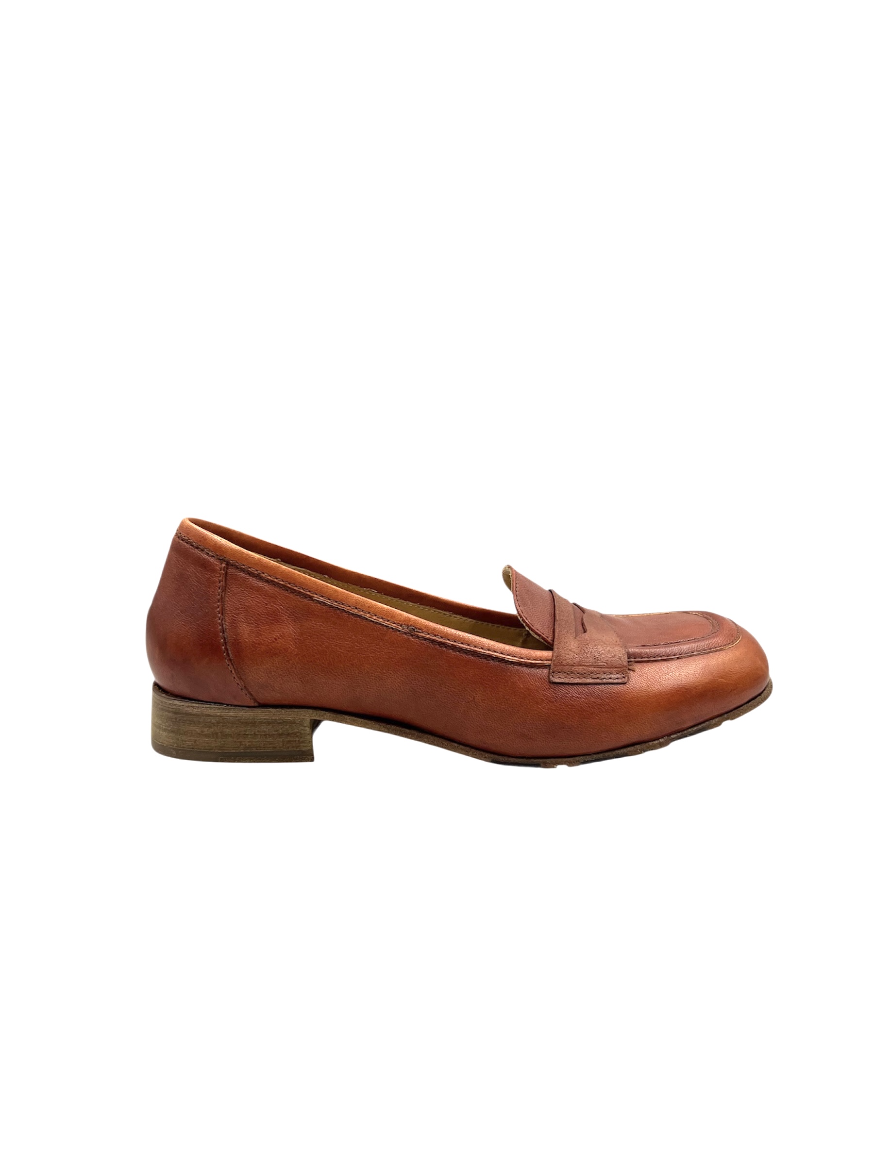 Ladies Leather Cognac Loafer