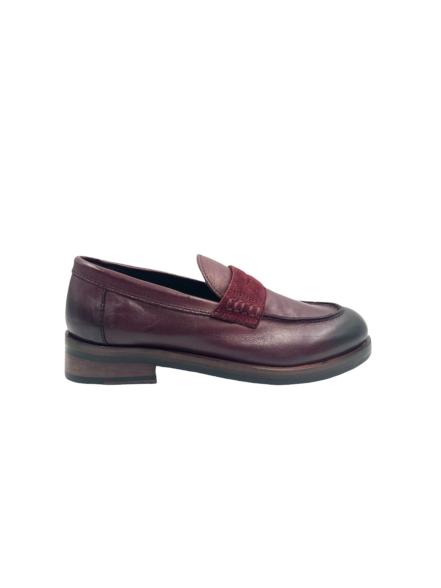 Women’s Raspberry Bordeaux Leather Vintage Style Mocassino Leather Rubber Outsole